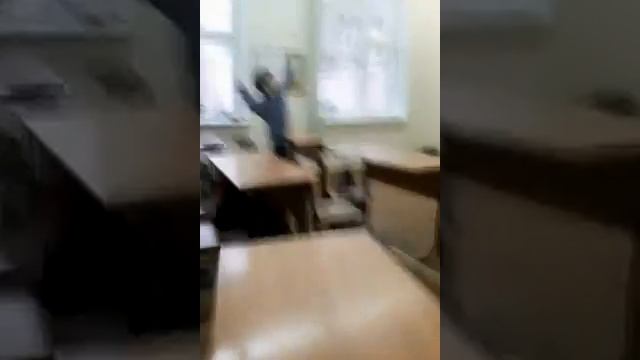 Бешенство школьника и непонятные его действия