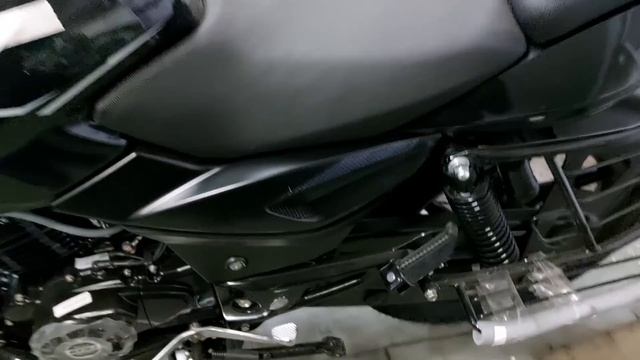 2023 Bajaj Pulsar 125 Carbon Edition Sparkle Black Silver New colour Launched || Full Review Video смотреть онлайн