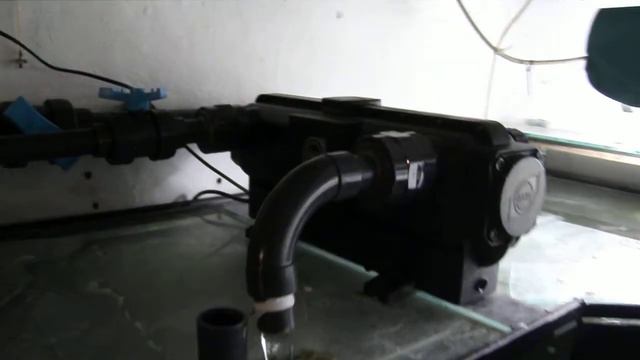 Helix Filter am 1800l U-Becken смотреть онлайн