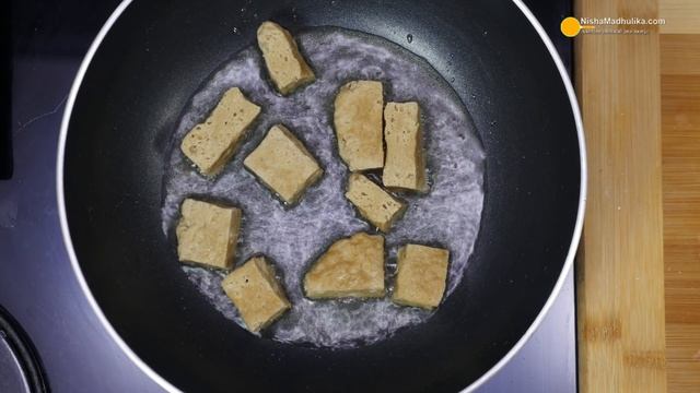 आटे से बने पनीर की सब्जी । राजस्थानी चक्की की सब्जी । Traditional Aate ki Chakki ki Sabzi смотреть онлайн