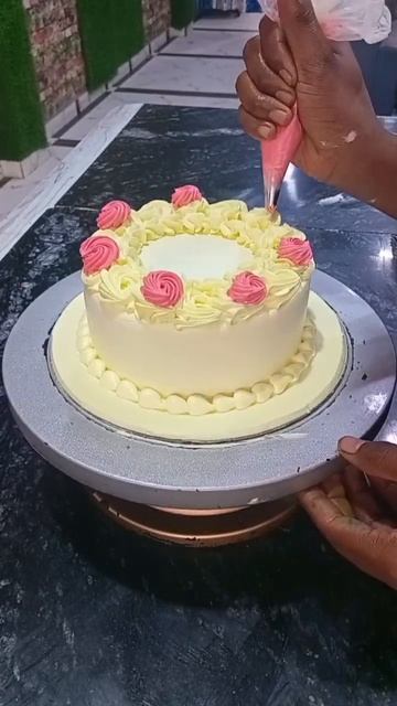 1 pound light yellow colour cake #design #shorts #ytshorts смотреть онлайн
