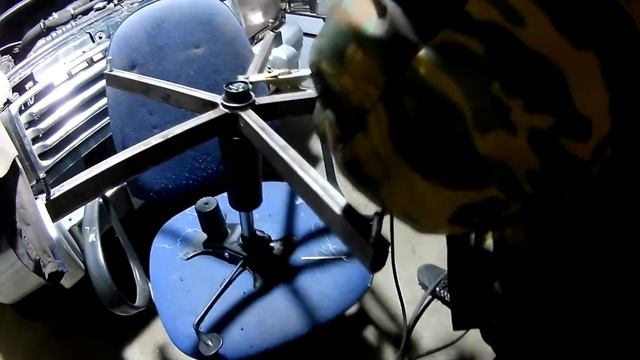 Как закрепить ролики офисного кресла сваркой без втулок смотреть онлайн