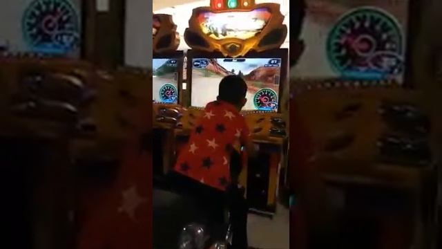 MALL DE GOA смотреть онлайн
