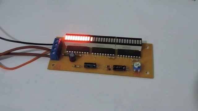 VU Meter 30 LEDs Barra Gráfica смотреть онлайн