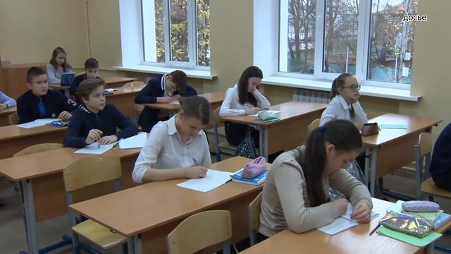 Подмосковные многодетные семьи могут через интернет оформить выплату на школьную форму. смотреть онлайн