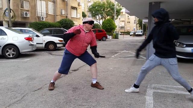 ножевой бой атака вооруженной руки смотреть онлайн