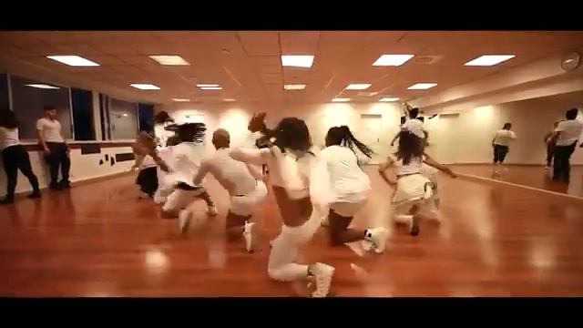 M'Y CHARLY BLACK Party Animal Remix Dancehall смотреть онлайн