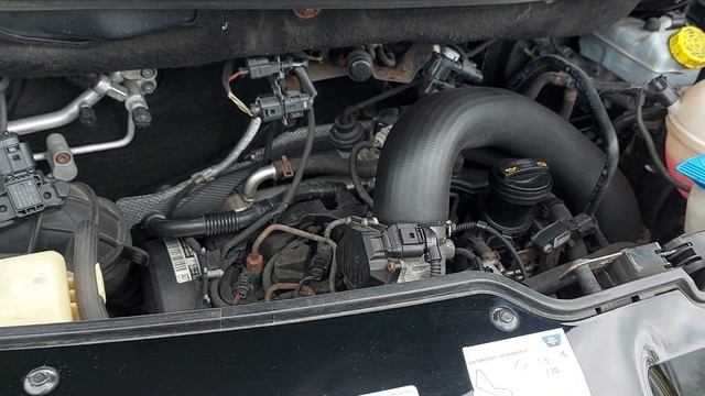 VW T5 2.0 TDI 140 PS im Leerlauf смотреть онлайн