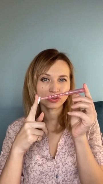 Вопросы стоматологу: как правильно выбрать зубную щетку? №3 #shorts смотреть онлайн