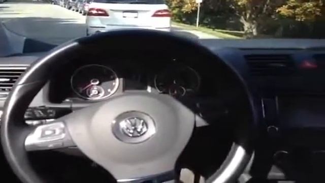 2010 Volkswagen Jetta Sedan 4dr 2.0T TSI Man Highline смотреть онлайн