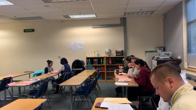 #1(b) Урок Английского языка в Американском Колледже смотреть онлайн