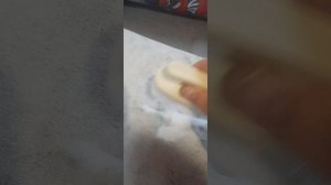 чем удалить фломастеры на диване
