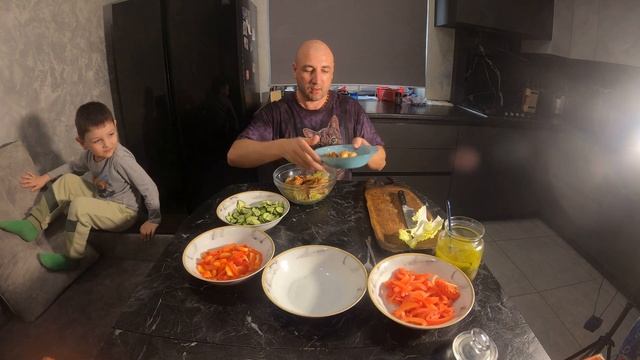 ЗОЖный салатик с курицей и овощами за 5 минут смотреть онлайн