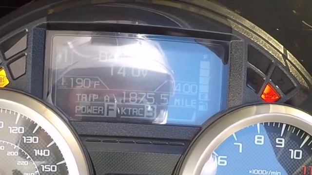 How does traction control work? 2013 Kawasaki ZX14R смотреть онлайн