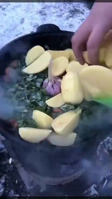 Мясо с овощами в казане смотреть онлайн