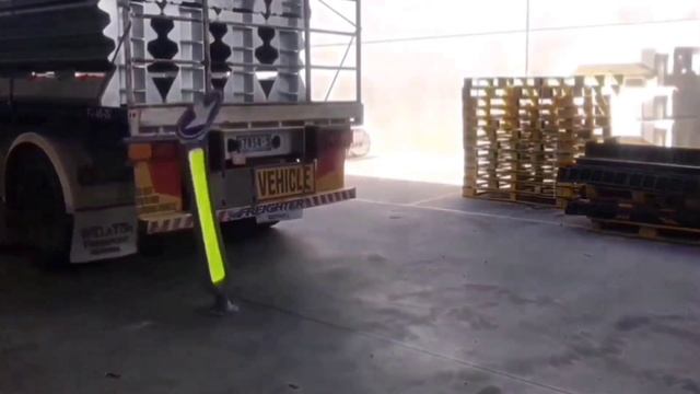 Краш- тесты дорожных знаков  на прочность.crash Test Road Signs