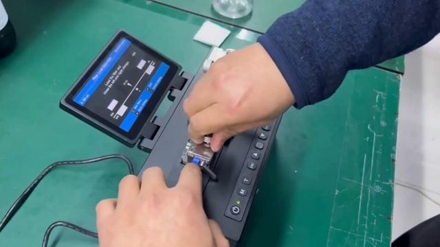 Laser Source repair tools ( Splicer +Cleaver) смотреть онлайн