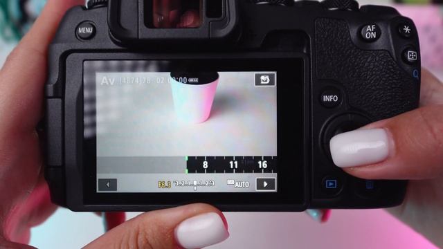 How to Create Bokeh Effect on Canon EOS R8 смотреть онлайн