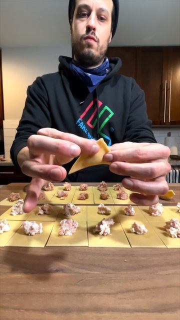 The Best Soup In Italy (Tortellini in Brodo) смотреть онлайн