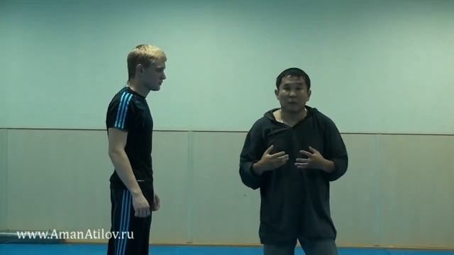 Как правильно ударить в челюсть? смотреть онлайн