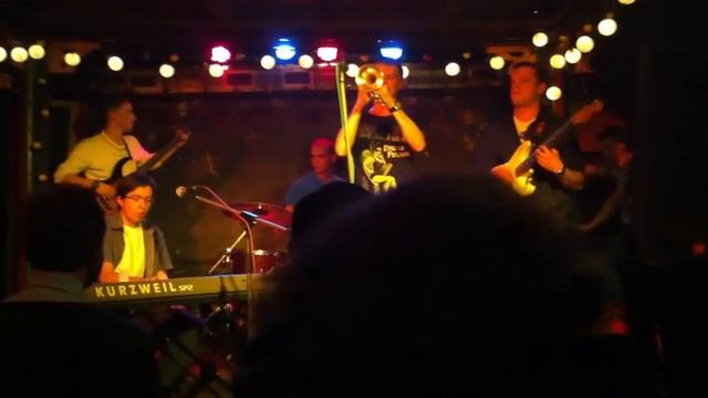 Неправильные Пчёлы - Маракуйя смотреть онлайн