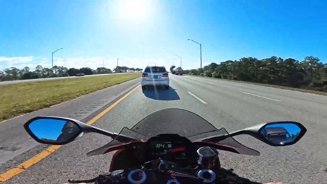 2024 BMW S1000RR 1 month review, pros and cons, first service unlock смотреть онлайн