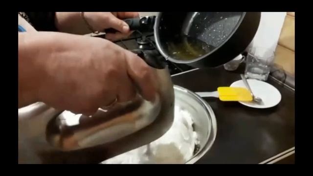 Делаем безе для торта!!! смотреть онлайн