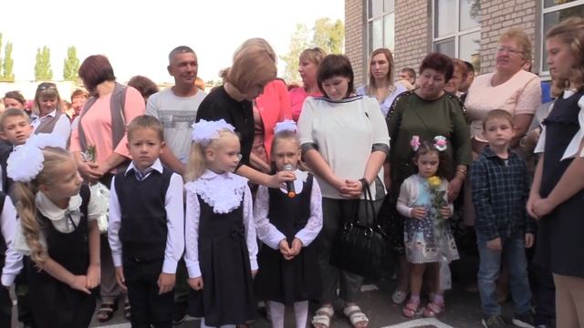 День знаний в Углянской СОШ смотреть онлайн