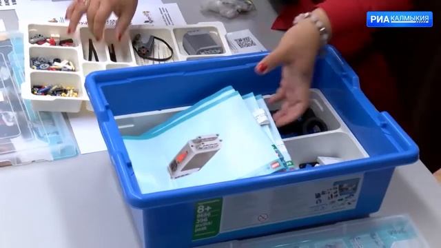 Школьники Калмыкии могут освоить новые навыки в центре «Точка роста» смотреть онлайн