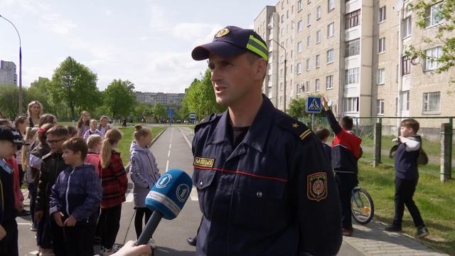 Представители Госавтоинспекции провели урок безопасности в средней школе №66 г. Гомеля. смотреть онлайн