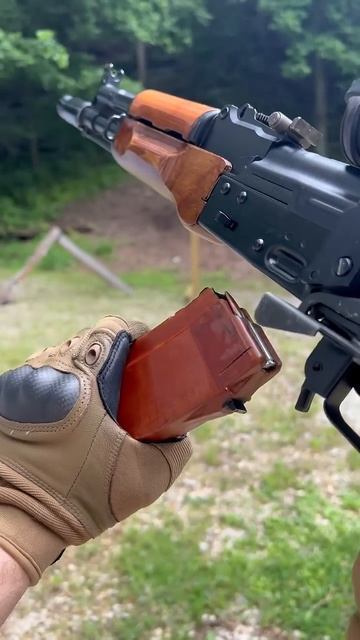 АК-105: мощь и компактность в одном оружии
#АК105
#Калашников
#СовременноеОружие