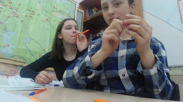 чем мы занимаемся на уроке| русский язык 😝 #shorts #youtube #школа #русский #подпишись будет прода смотреть онлайн