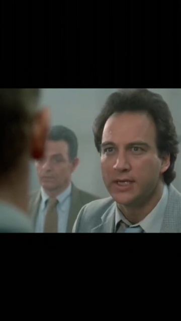 Голливудская озвучка немного другой смысл содержет😂😂🤦♂️🤦♂️ смотреть онлайн