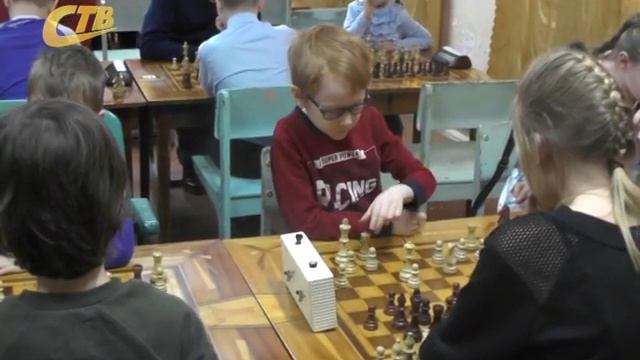 В ШАХМАТНОМ КЛУБЕ ПРОШЕЛ ДЕТСКИЙ ТУРНИР смотреть онлайн