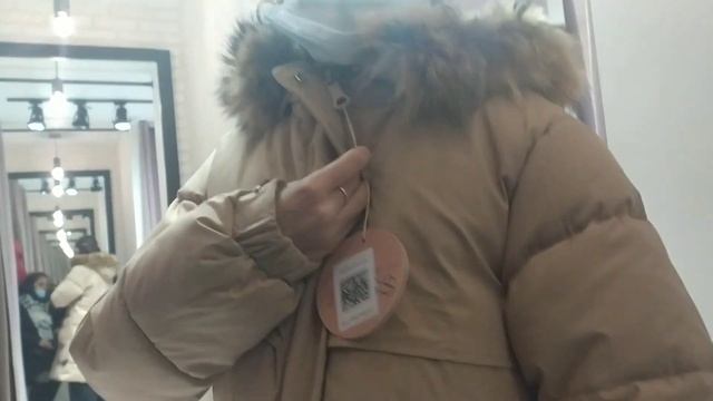 Барои чи духтари ман точики гап намезанд, чавоб ба саволхо .Прогулка по торговому центру🥼🥾👒 смотреть онлайн