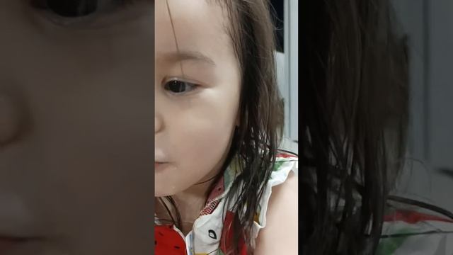 三岁混血宝宝唱中俄版本《喀秋莎》"Катюша" на русском и китайском baby sings katyusha in chinese and russian смотреть онлайн