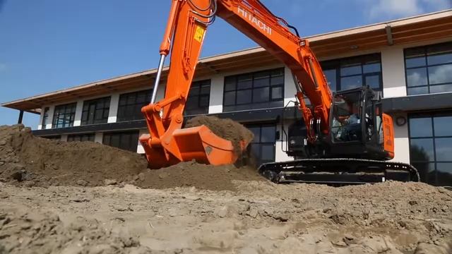 Hitachi’s ZX-6 short-radius excavators in action! смотреть онлайн
