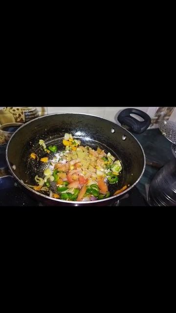 masala daliya recipe😋#maabetikitchen #viral #viralvideo #youtubeshorts #daliya #daliyarecipe смотреть онлайн