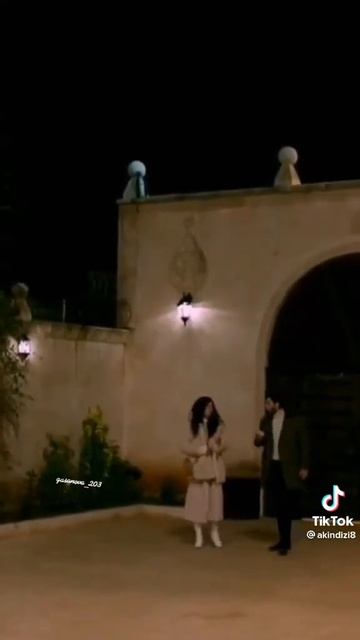 турецкий сериал ветреный😂😂