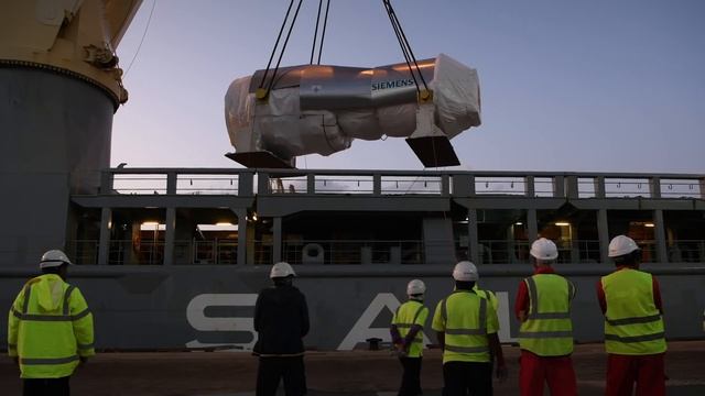 Arrival of the first Siemens H-class gas turbine in the UAE! смотреть онлайн