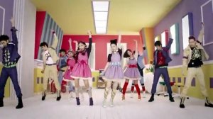 Японский клип, начало так себе но дальше...