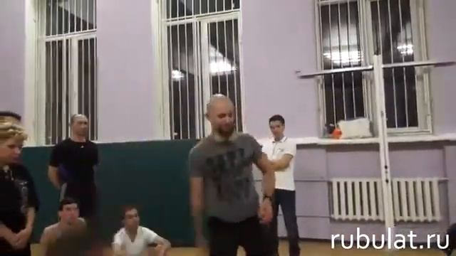 Уроки самообороны Хулиганские разводки смотреть онлайн