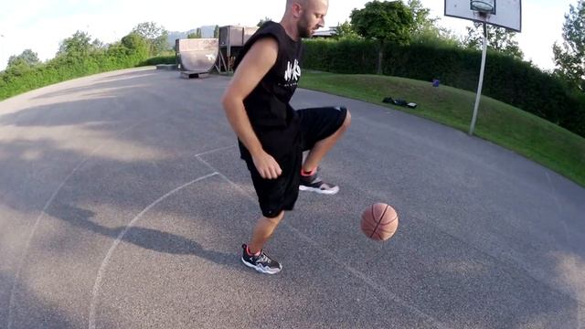 Mein NEUER Jordan - " Westbrook - One Take" Performance Test смотреть онлайн