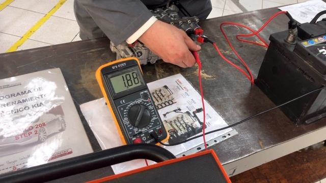 Sensores y actuadores de una transmisión automática смотреть онлайн