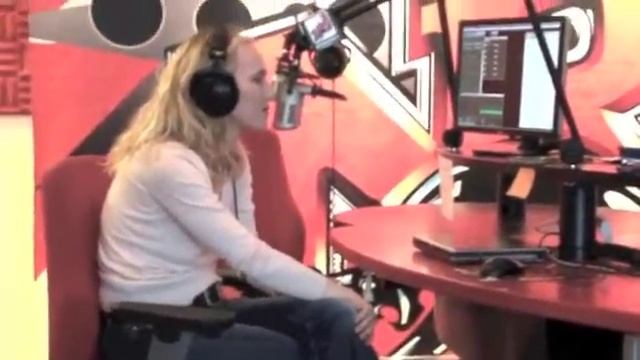 NRJ Radio Interview with Lyane Leigh, S.e.x.appeal (EX) E-Rotic at 20.07.2012 смотреть онлайн