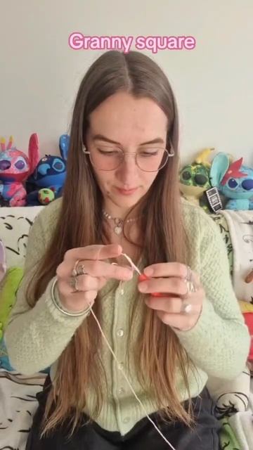J'avais envie de réaliser un granny squares aujourd'hui 🙊💚💗 Vous voulez voir le résultat ? смотреть онлайн