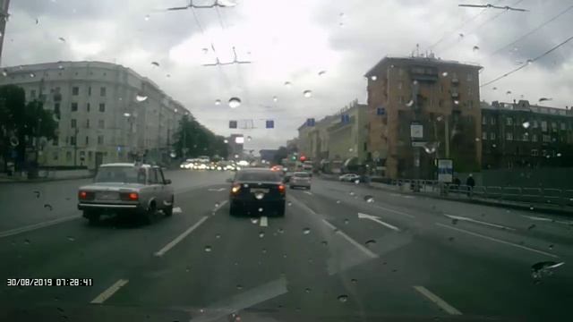 Чудище в Челябинске смотреть онлайн