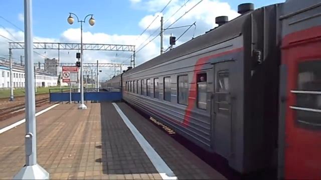 Электровоз ЧС7-239 с поездом №239 (Владивосток → Москва) смотреть онлайн