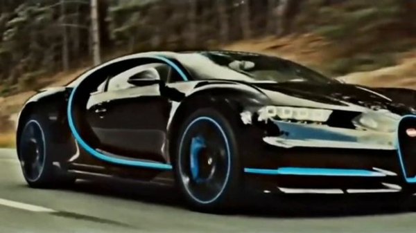 bugatti sheron at high speed #bugatti#sheron #myyoutubechannel #support #car #subscribe#drifting
