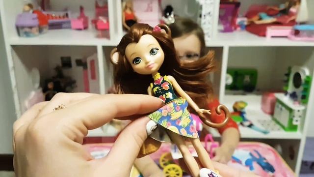 Enchantimals Merit Monkey and Compass! Энчантималс обезьянка Мерит Манки и Компасс!Фруктовая тележк смотреть онлайн